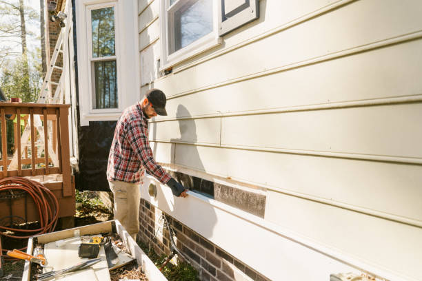 Trusted Emergency Siding Repair service in Dover, FL - Creative Siding
